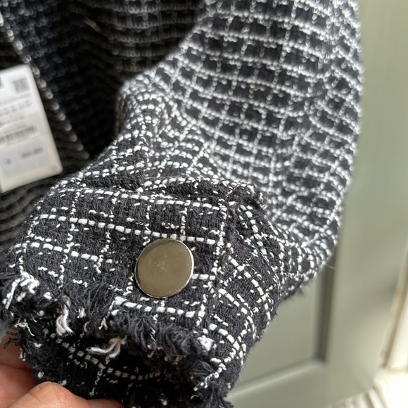 Zara- NWT BOUCLÉ shacket/ jacket button up shirt XS - Picture 5 of 7